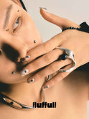 prestashop:1:5225:25166 | Silver Flowing Heart Cell Double Finger Ring