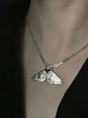 prestashop:1:5431:26151 | Three Eyed Moth Necklace